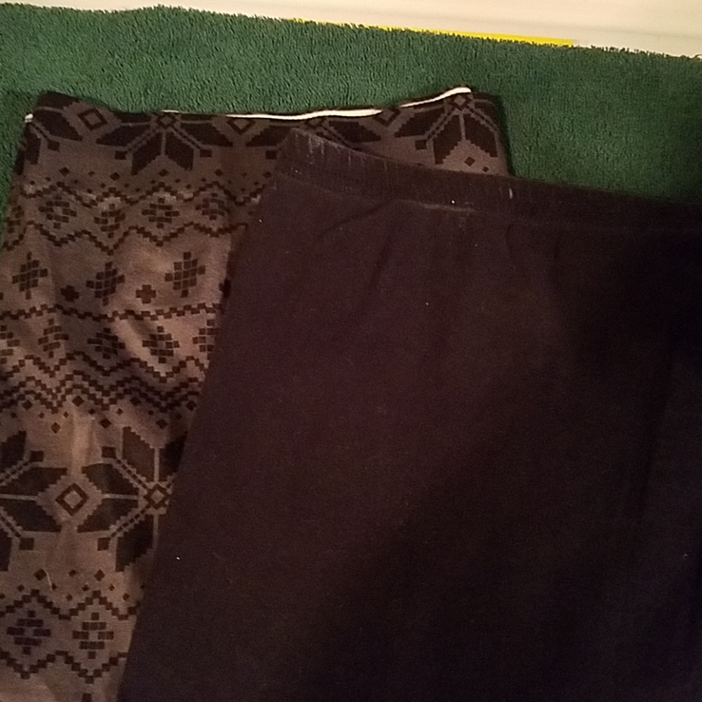 2 pr leggings